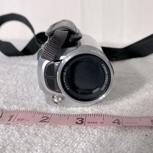 Canon FS100 Digital Video Camcorder Camera Silver Untested - Picture 14 of 15